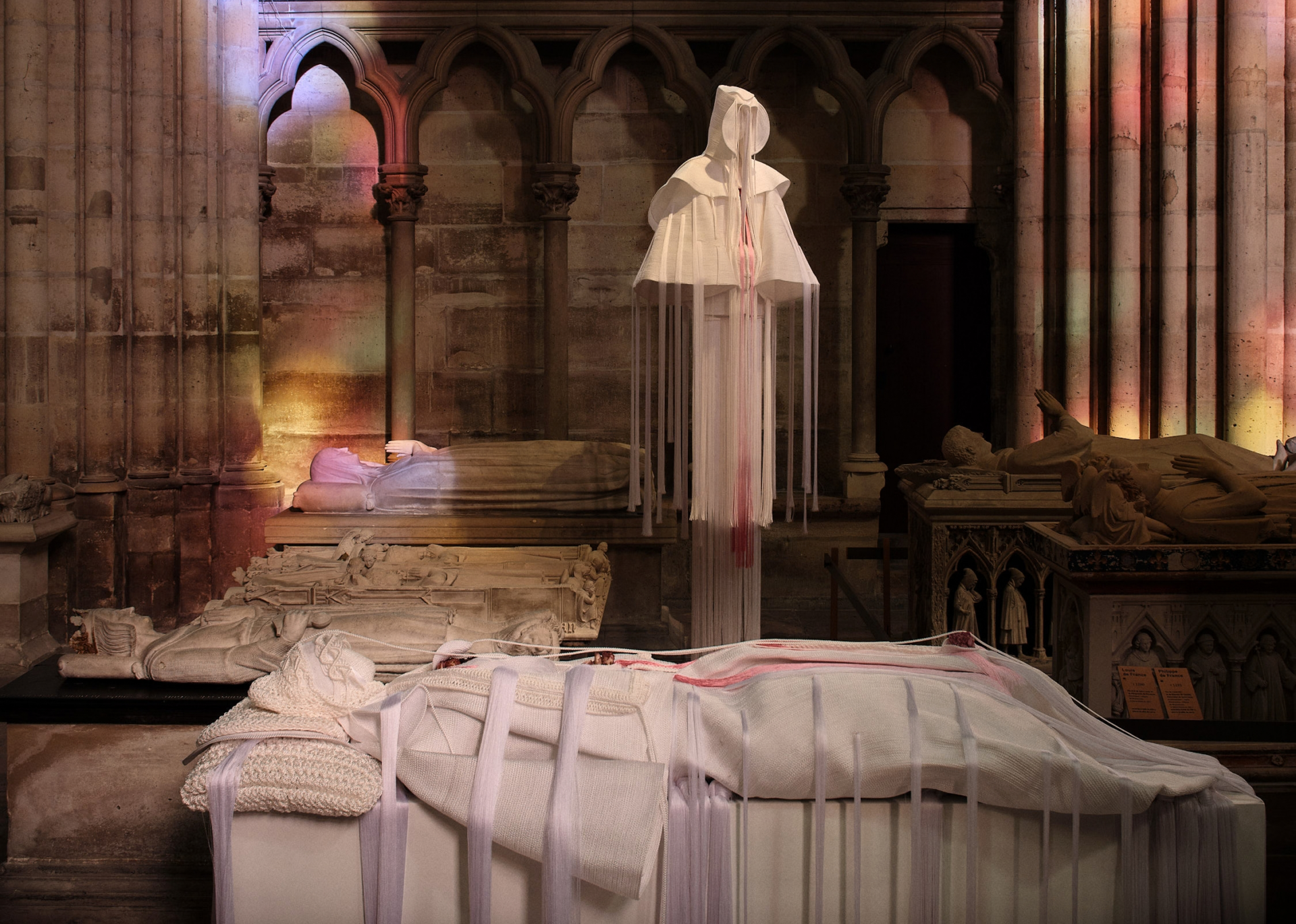 « Gisant.e.s une Re-Naissance » – Basilique cathédrale Saint-Denis (Mondes Nouveaux), 2022